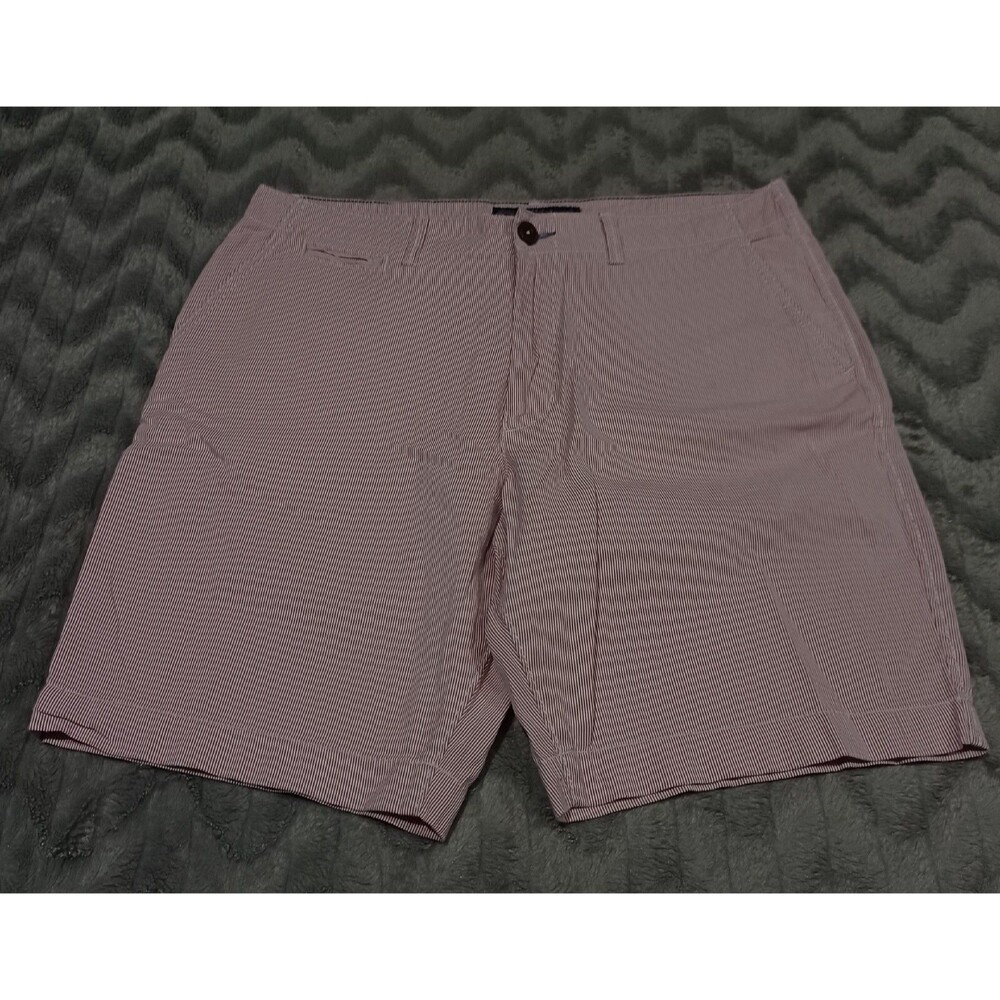 American Eagle Mens Size 36 Red White Stripe 100% Cotton Classic Shorts